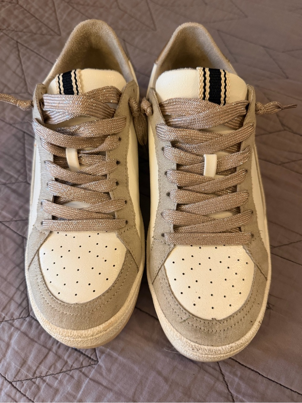 ShuShop Beige and White Women's Low-Top Sneakers